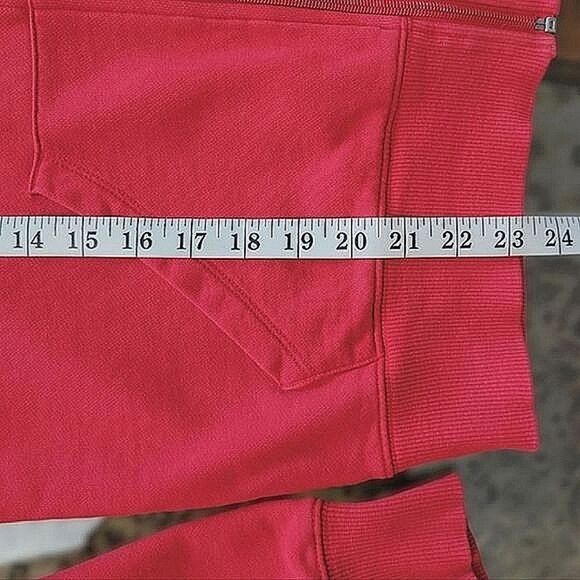 Vtg Y2K red Mickey & Minnie Coney Island official Disney zip up hoodie - Picture 12 of 16